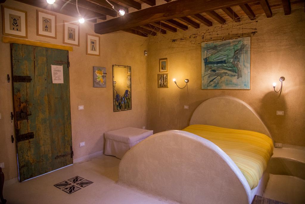 לינה וארוחת בוקר קמאיורה Casa Del Sole מראה חיצוני תמונה